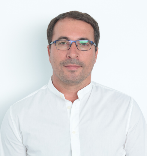 Dr. Bujar Gallopeni