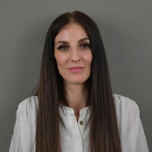 Dr. Mariel Leclere